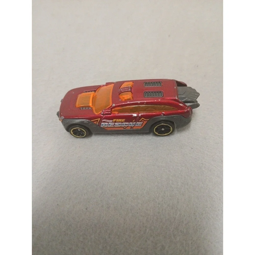 2012 Hot Wheels Mattel City HW Pursuit Car Loose Fire Dept Die-Cast Scale rare